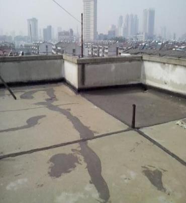扶绥漏水维修 楼顶漏水是什么原因，楼顶漏水维修方法是什么?