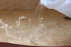 扶绥漏水维修 免砸砖防水材料该如何施工